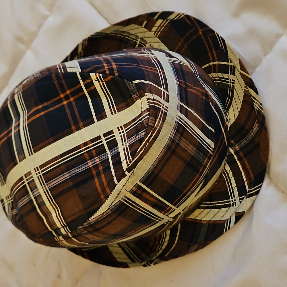 Trevero Plaid Cotton Hat Size L